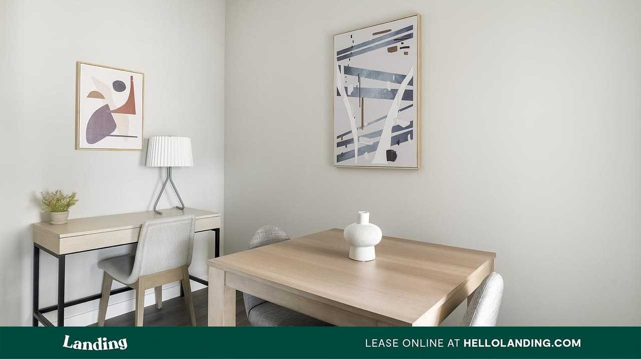 8200 Clarksprings Dr - Photo 7 of 50