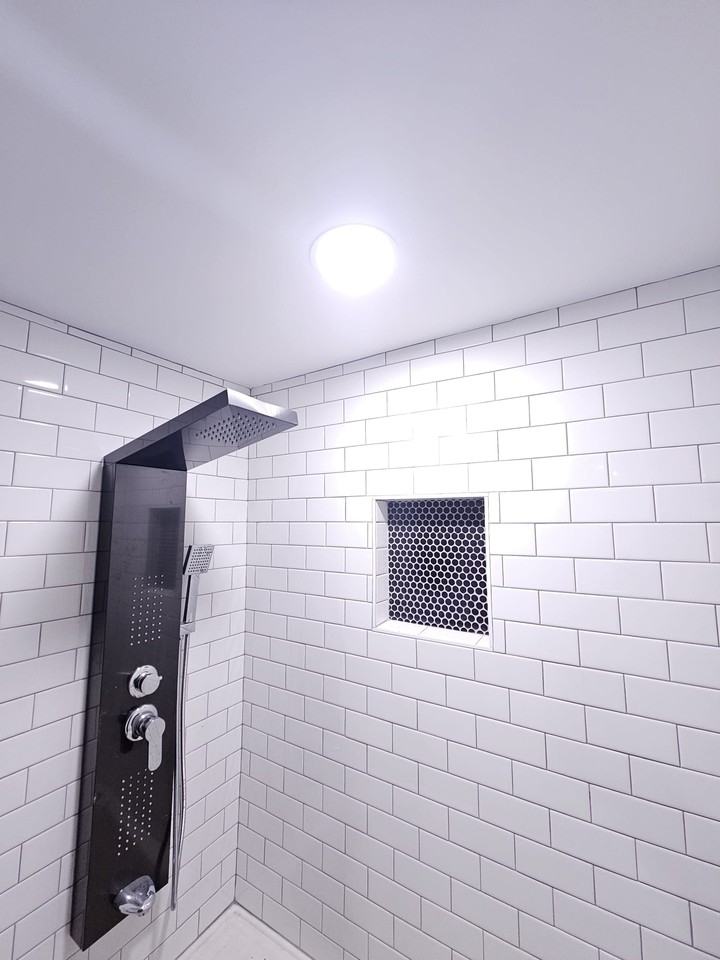 442 Carey Drive Southeast #2 - Photo 2 of 13