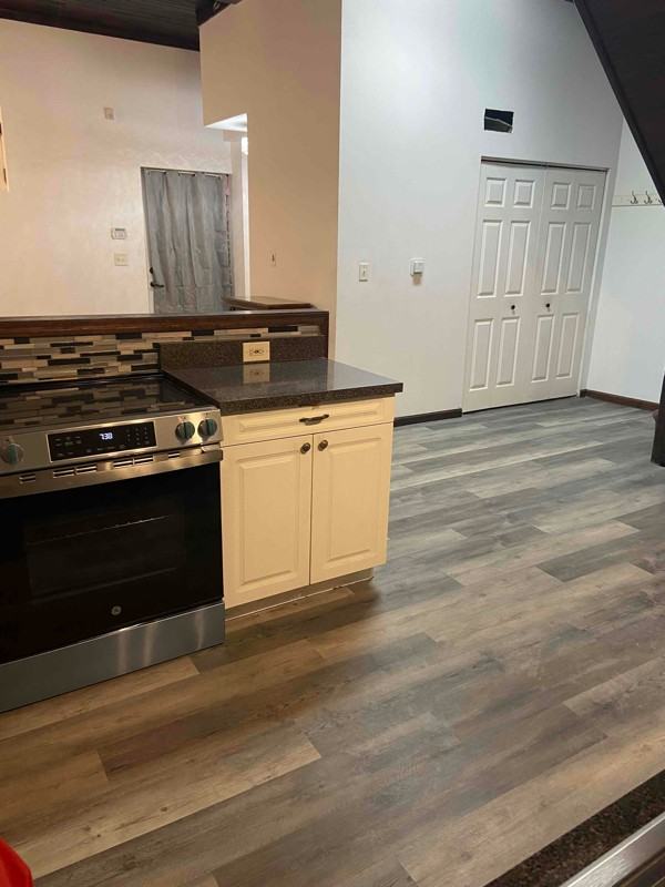 15 Arnold Pl - Photo 3 of 25