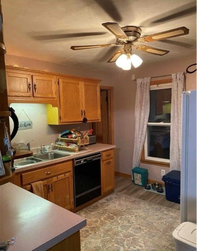 522 W Thomas St - Photo 3 of 10