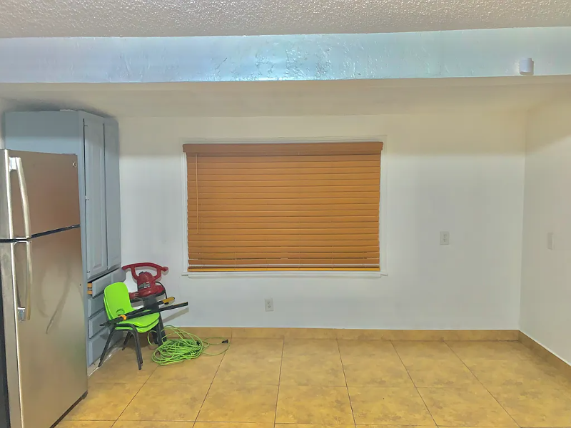 3670 Southwest - Photo 6 of 8