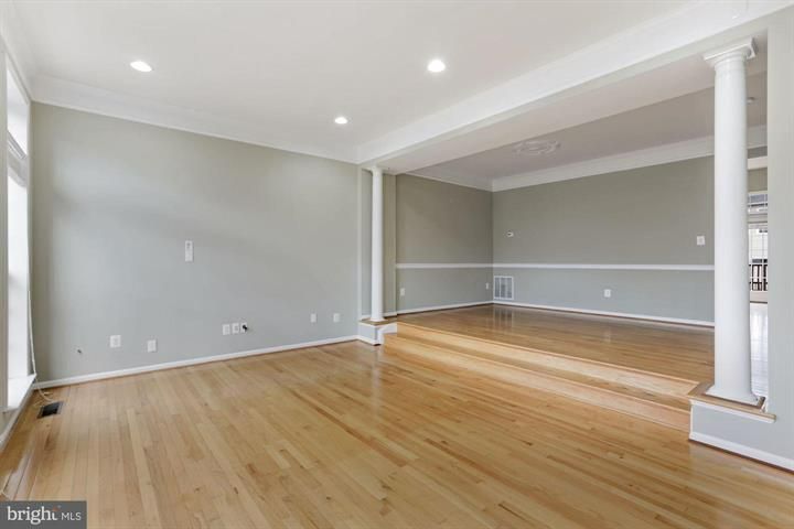 21882 Schenley Ter - Photo 2 of 20