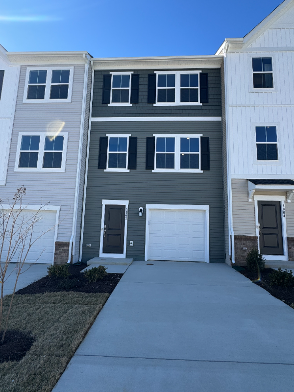 5862 Ginger Dr - Photo 3 of 20