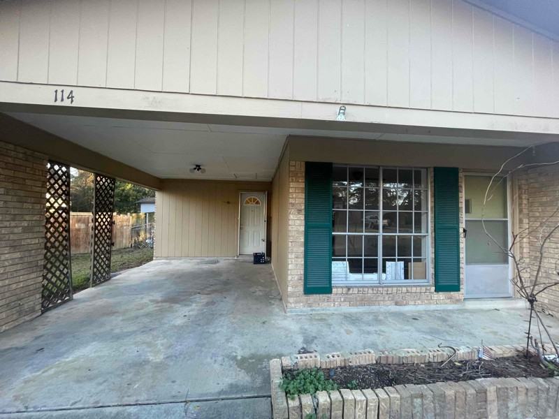 114 Crestview Dr - Photo 2 of 23