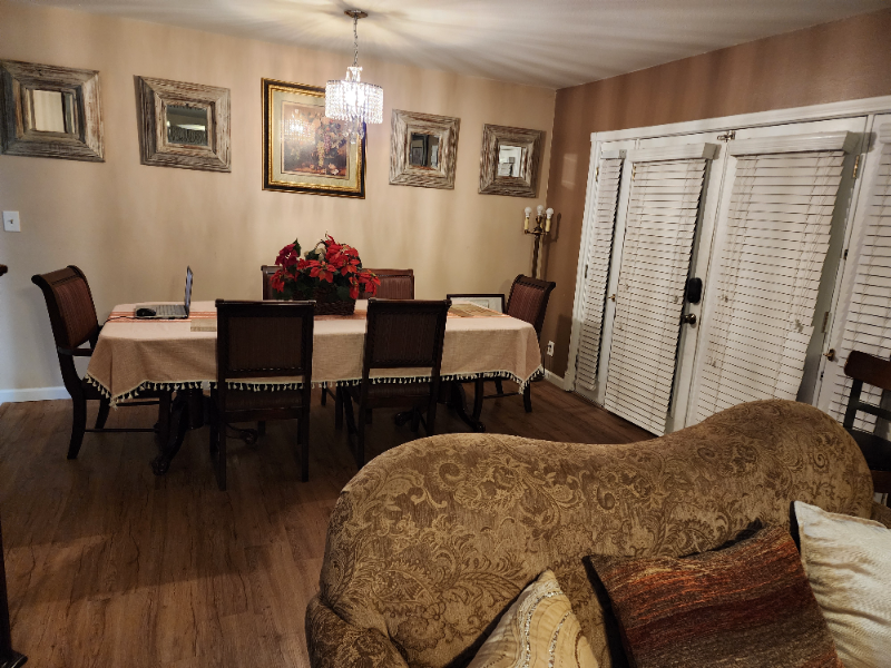 4 Bd,Bath - Photo 3 of 20