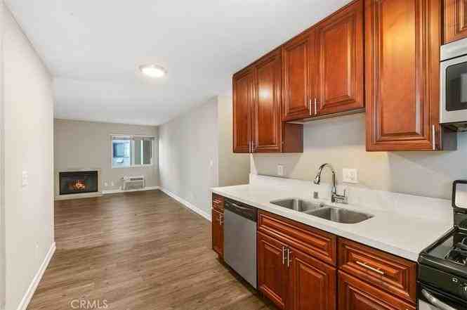 6755 Mission Gorge Rd #4 - Photo 4 of 6