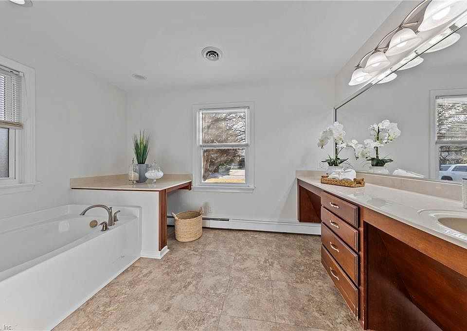 4616 John Alden Rd #A - Photo 2 of 7