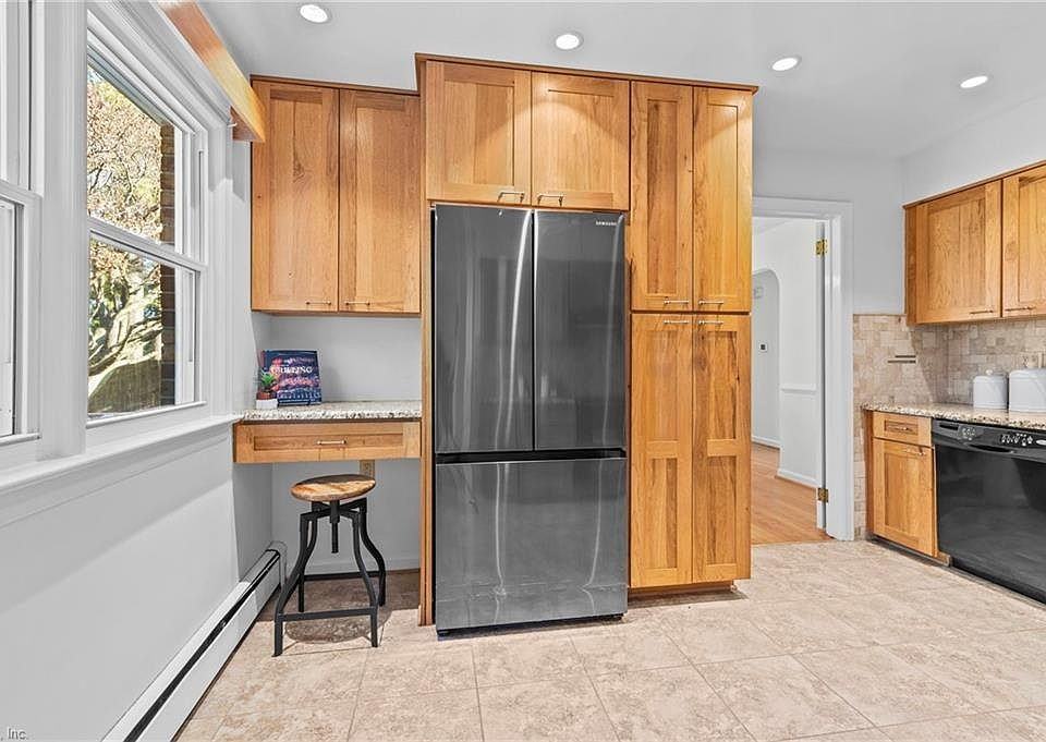 4616 John Alden Rd #A - Photo 7 of 7