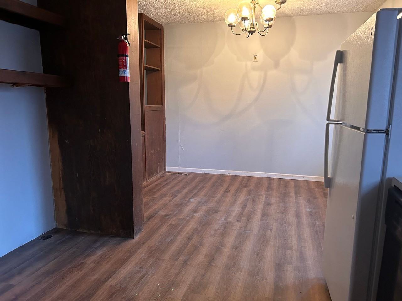 4558 S Charles Ave - Photo 3 of 7