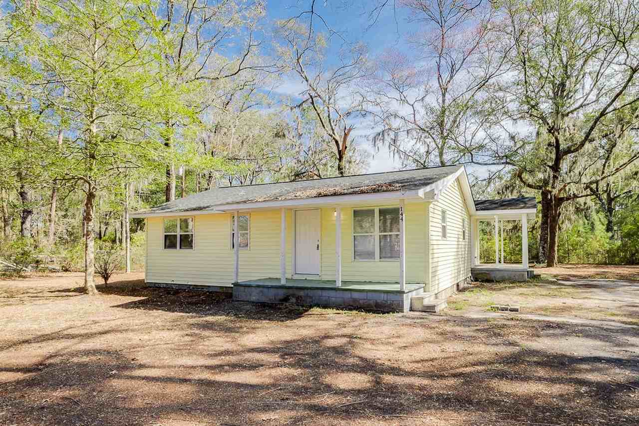 144 Old Oak Rd - Photo 2 of 28