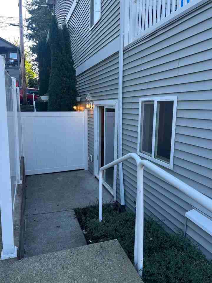 11873 Se Pine St - Photo 7 of 9