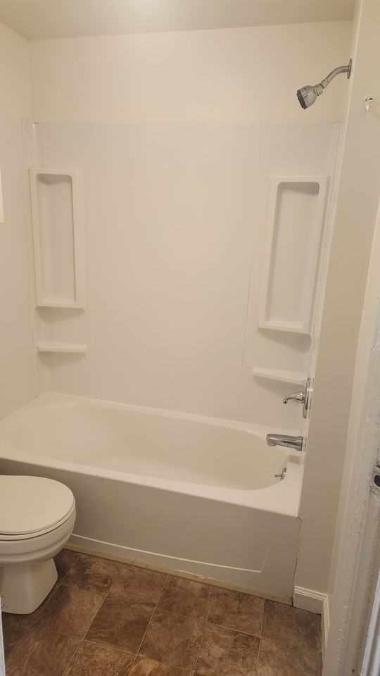 1637 Market St #2ndFL - Photo 2 of 15