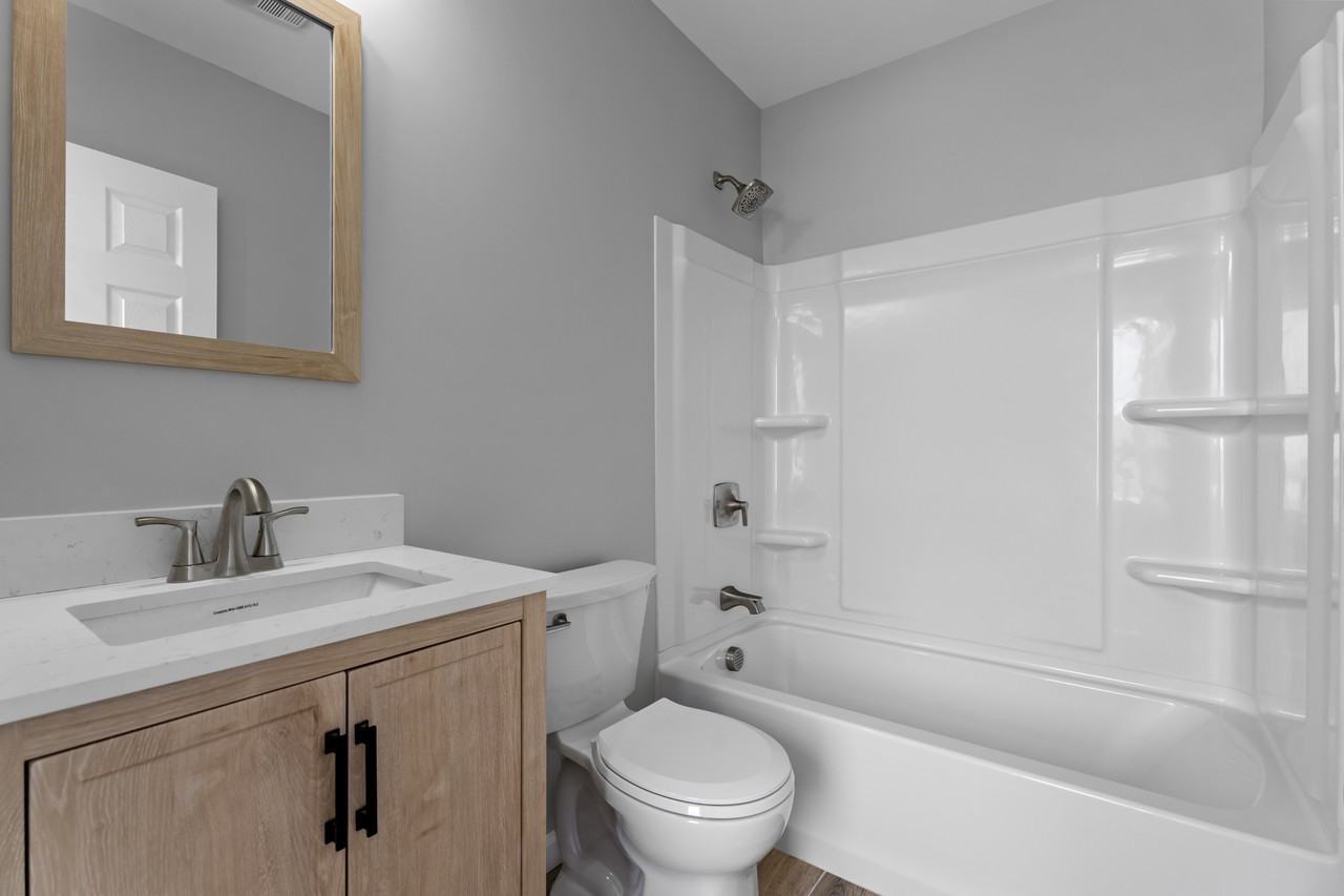 108 Main St #201 - Photo 4 of 7