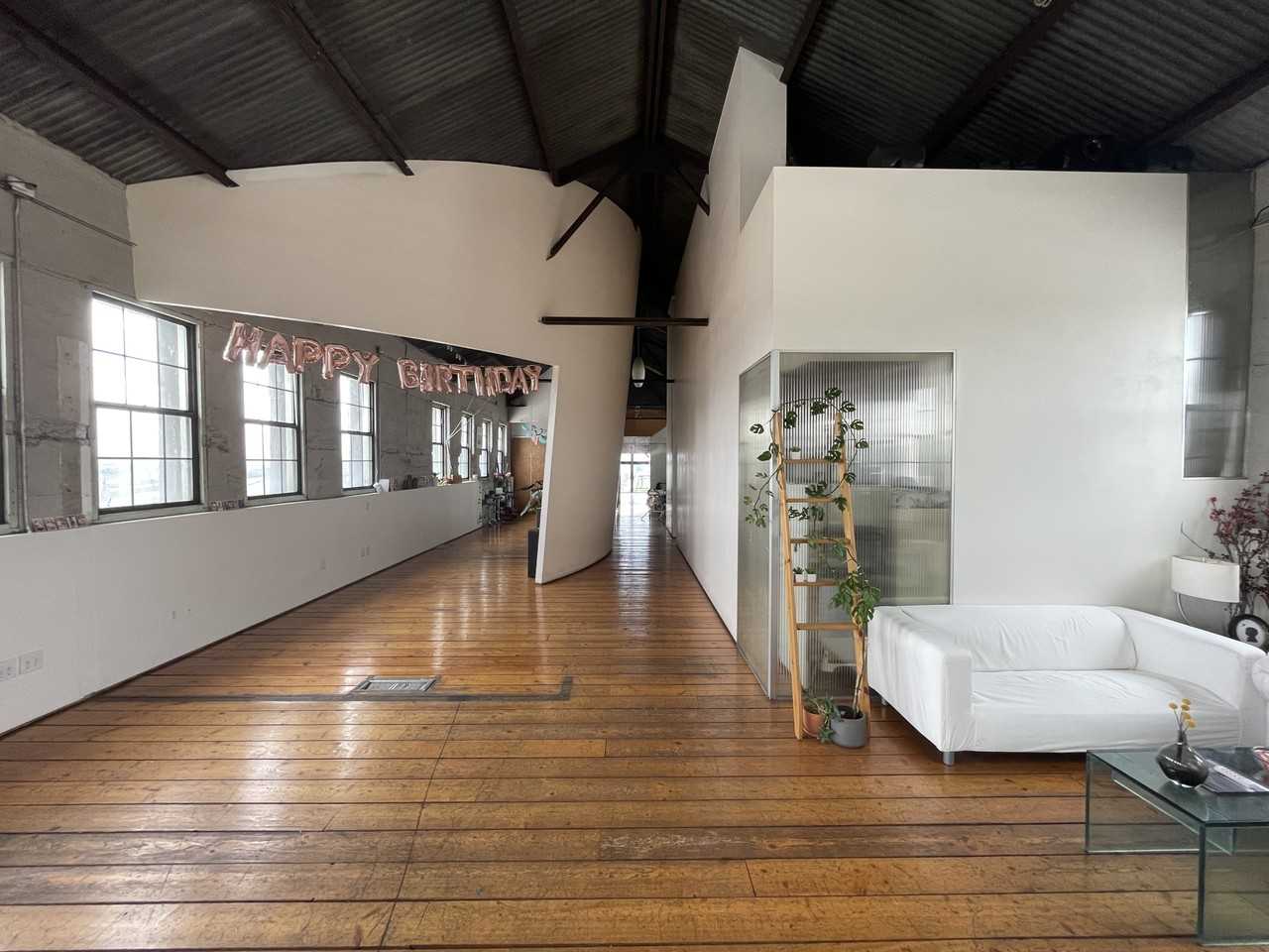 676 S Avenue 21 #PH - Photo 2 of 48