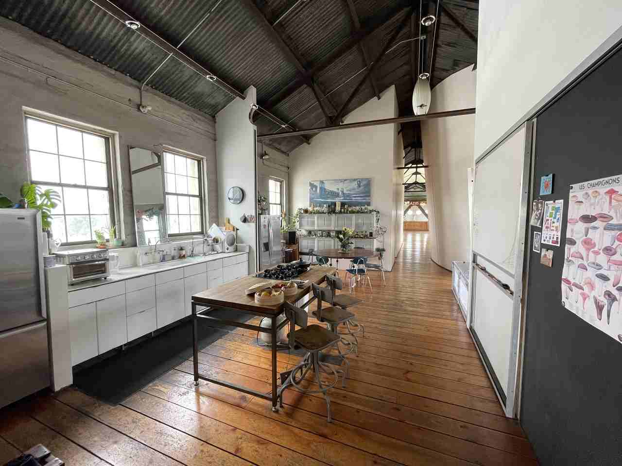 676 S Avenue 21 #PH - Photo 3 of 48