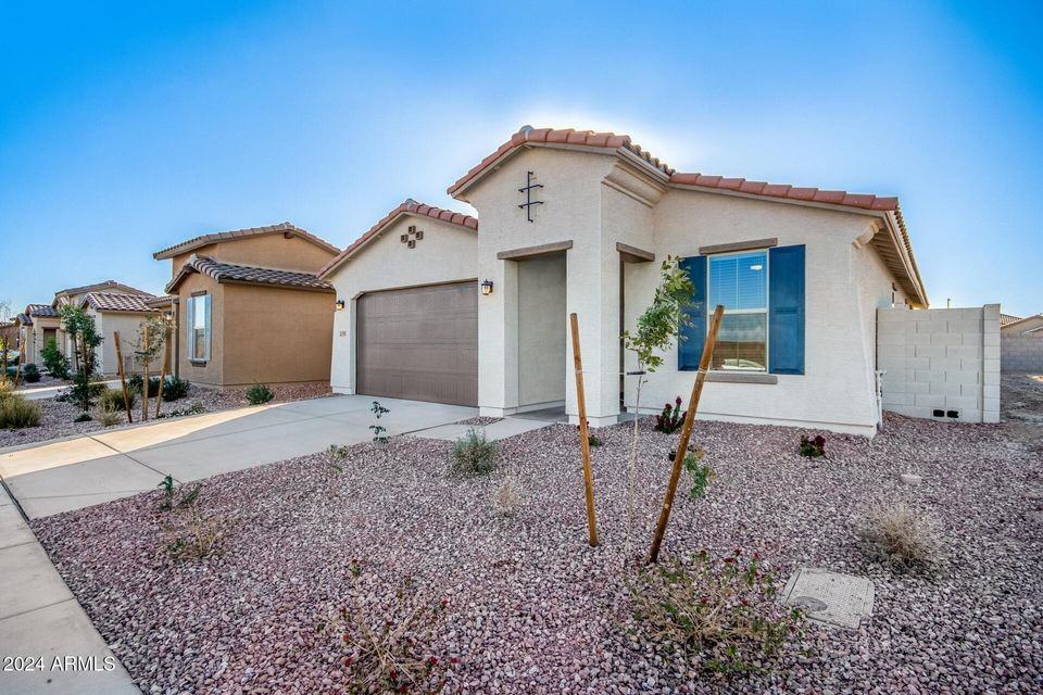 21591 W Papago St #NA - Photo 3 of 23