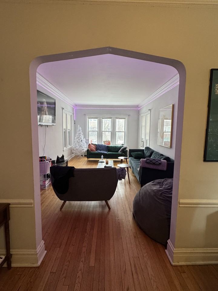 6454 N Lakewood Ave #1 - Photo 4 of 28