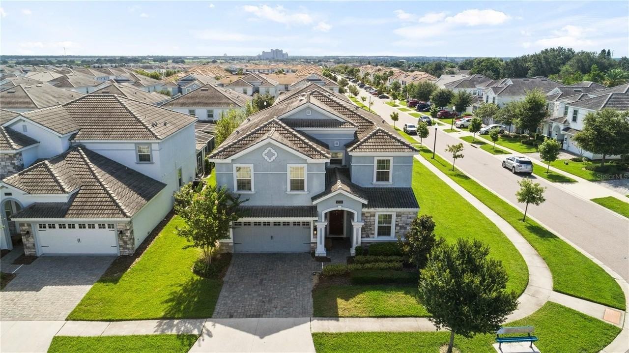 9098 Hazard Street - Photo 2 of 23