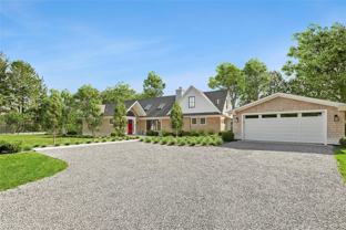 8 Shore Rd - Photo 1 of 1