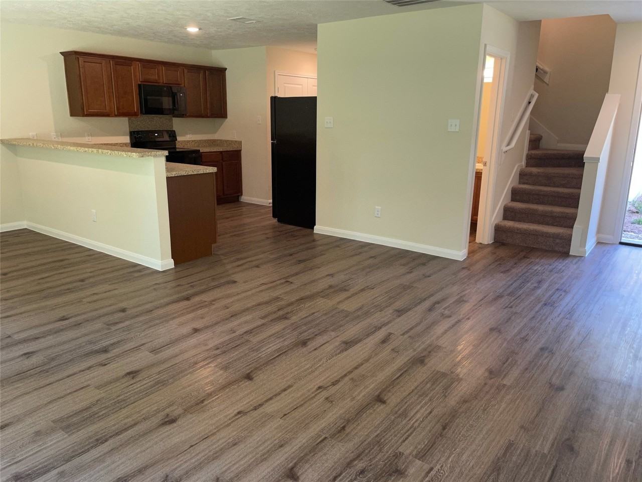 14990 Austin Rd - Photo 5 of 36