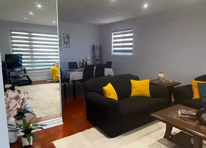 7402 Leesburg St - Photo 3 of 17