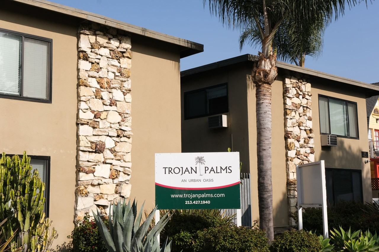 Trojan Palms - Photo 5 of 33