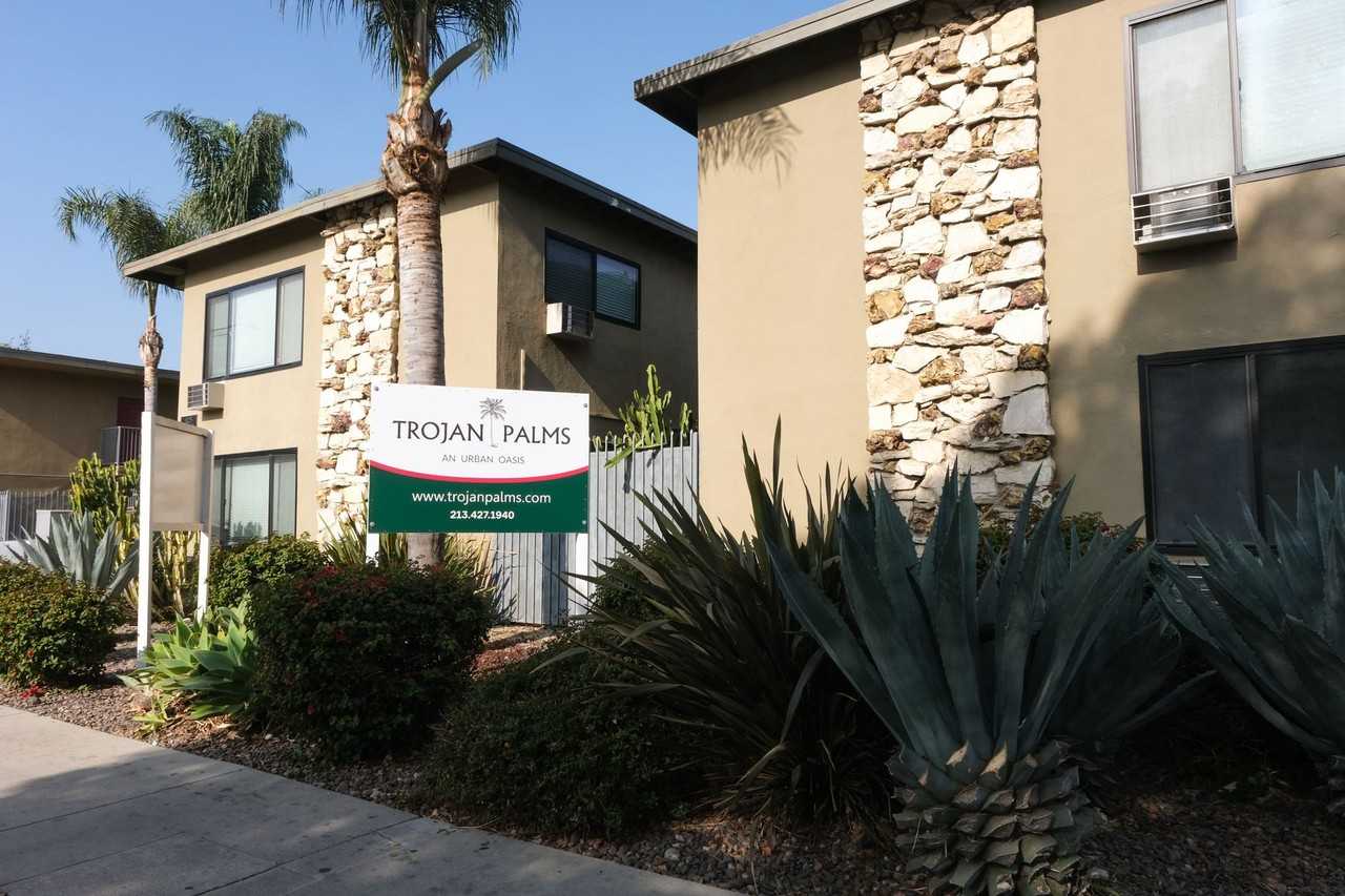 Trojan Palms - Photo 6 of 33