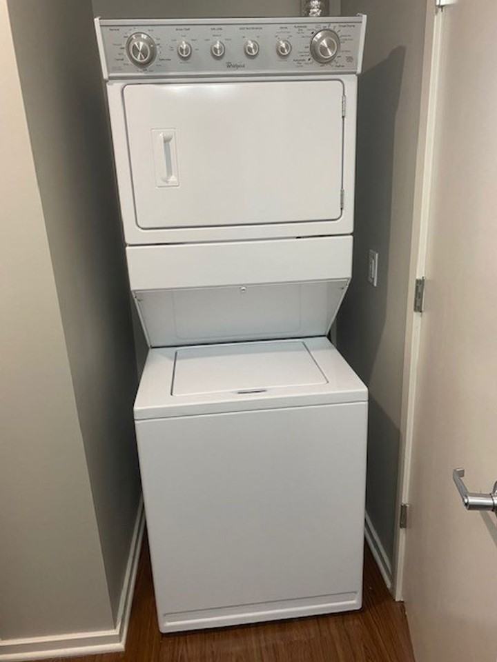 The Sterling - Photo 7 of 18