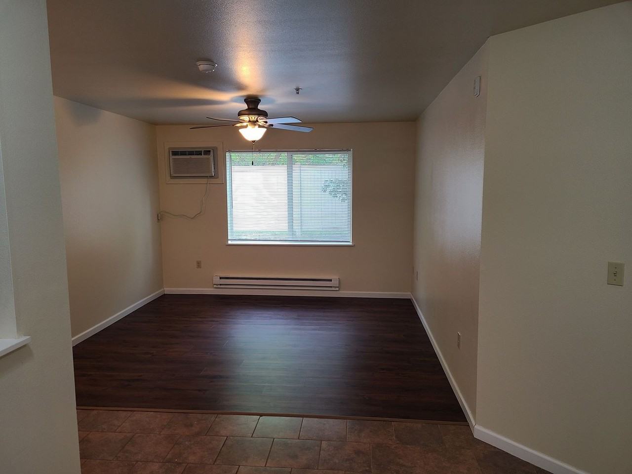 The Residences at 843 Oak - Photo 2 of 50