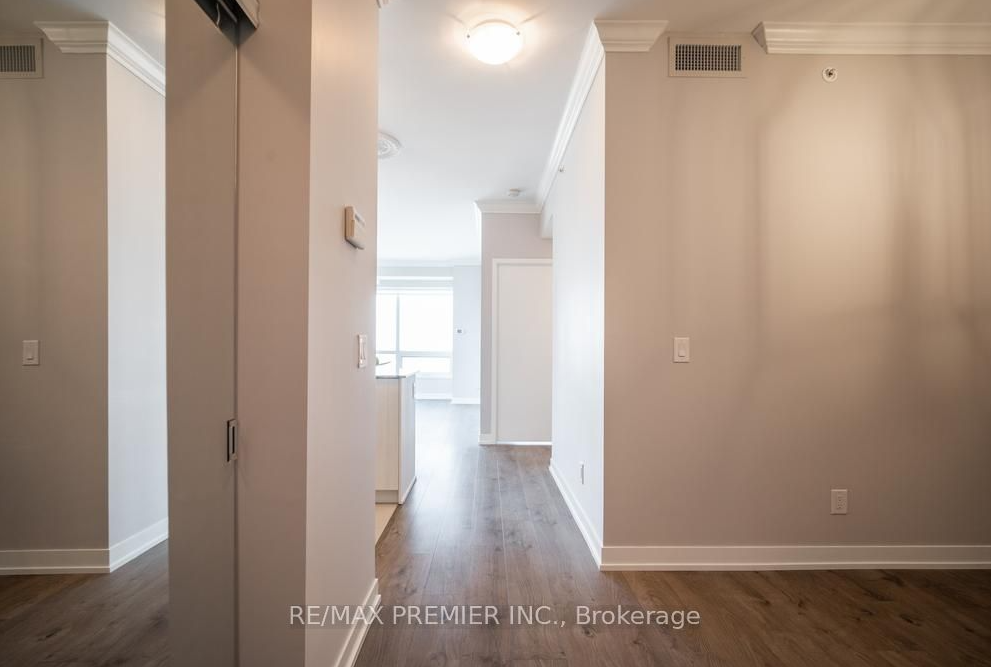 840 Queens Plate Drive - Photo 2 of 5