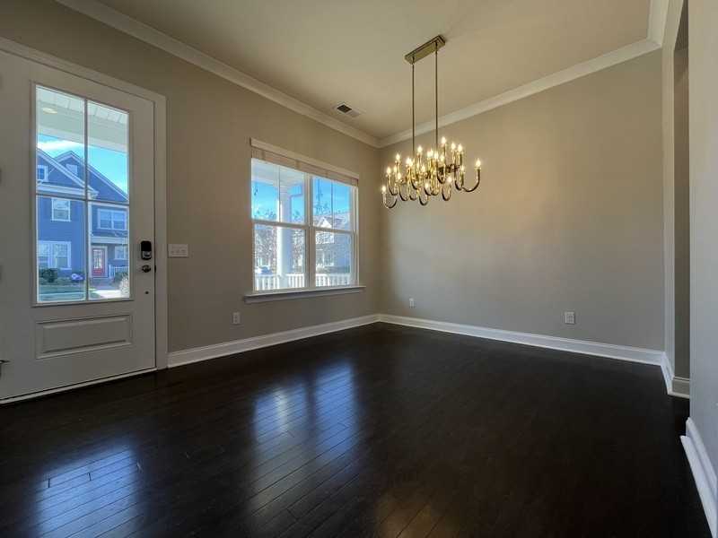 13505 Jacks Ln - Photo 3 of 34