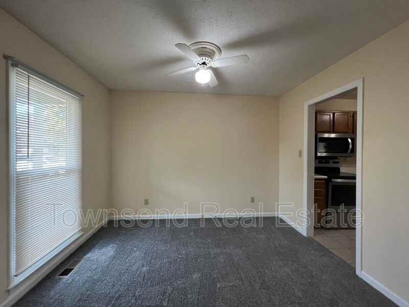 5038 Linton Hall Rd - Photo 2 of 13