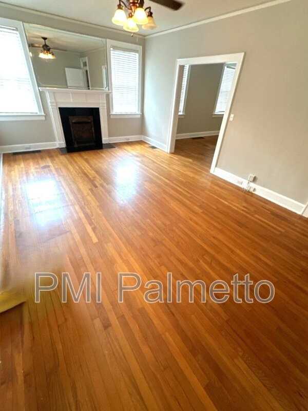 1419 Axtell Dr - Photo 4 of 19