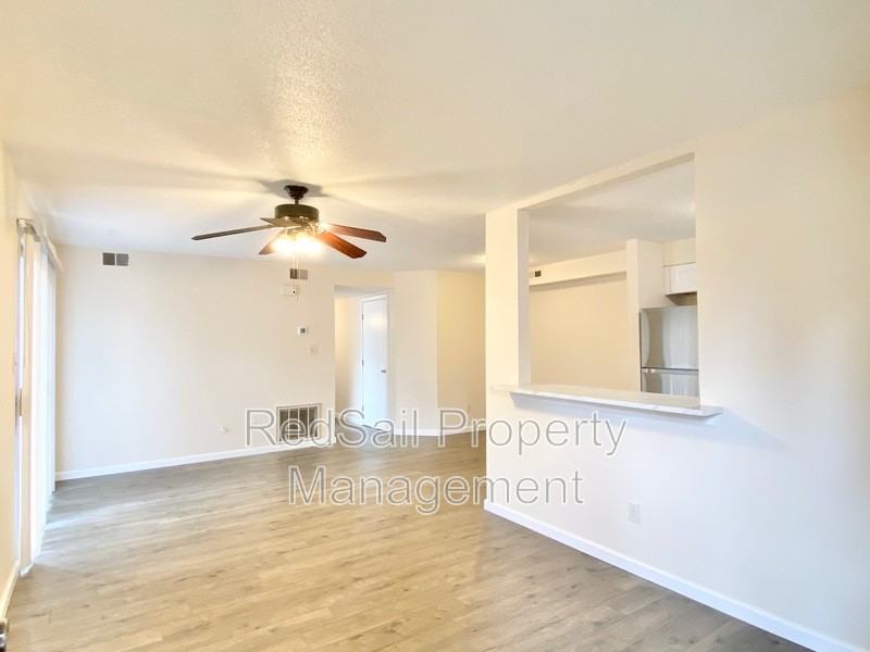 153 Windsor Castle Dr #A - Photo 4 of 15