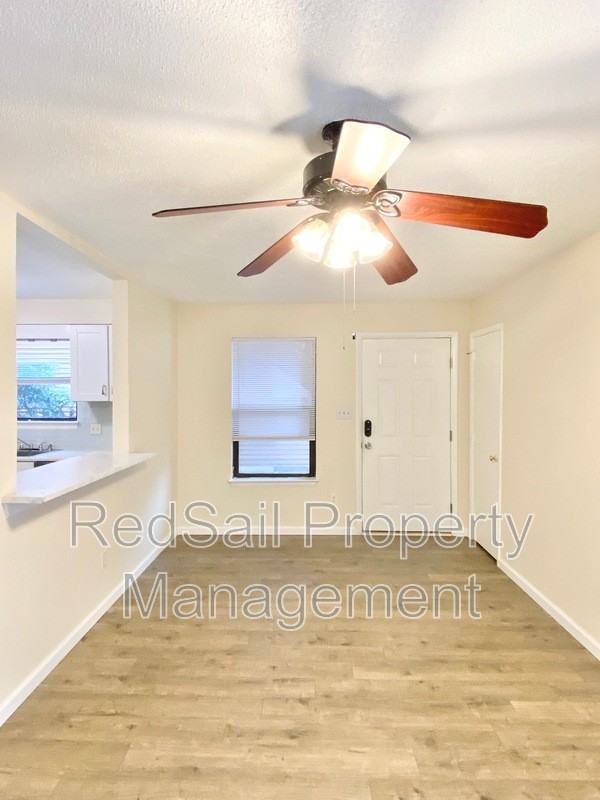 153 Windsor Castle Dr #A - Photo 5 of 15