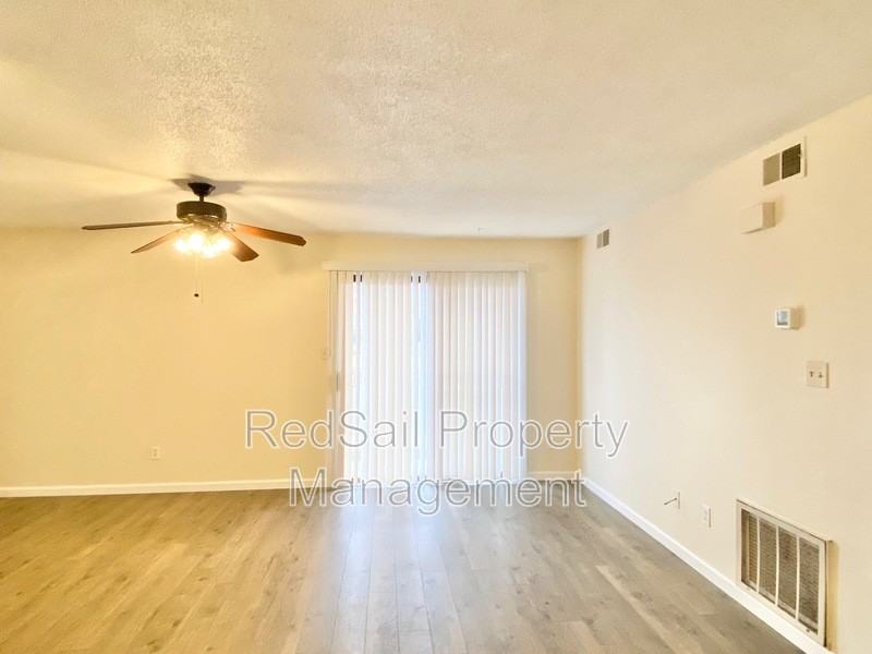 153 Windsor Castle Dr #A - Photo 6 of 15