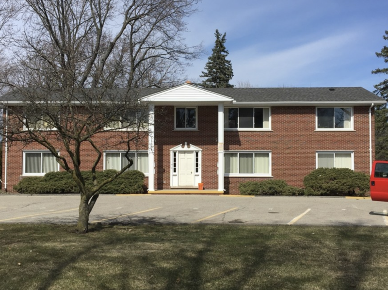 51635 Mound Rd - Photo 2 of 11