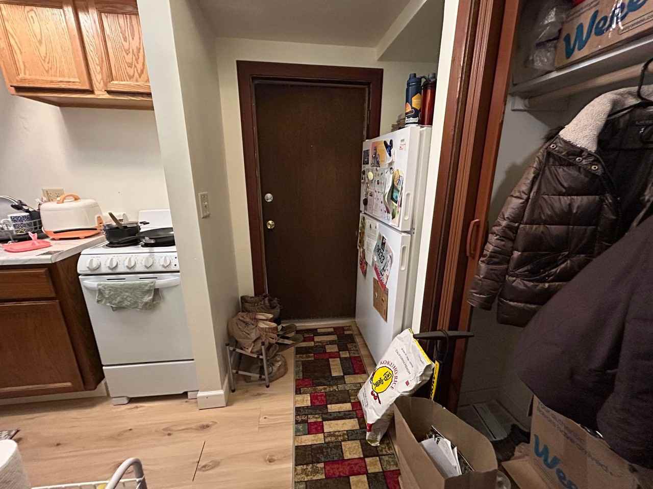 Arboretum Arms Apartments - Photo 2 of 20