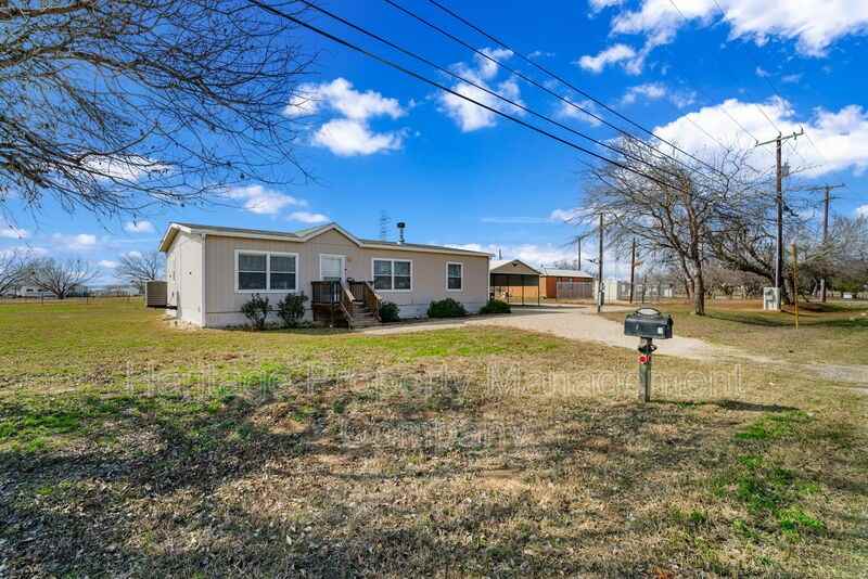 13045 Stuart Rd - Photo 3 of 25