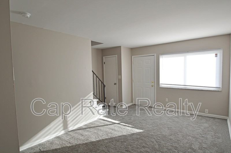 397 Barnett Rd - Photo 3 of 10