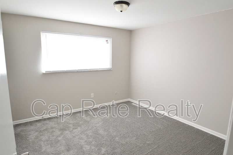 397 Barnett Rd - Photo 7 of 10