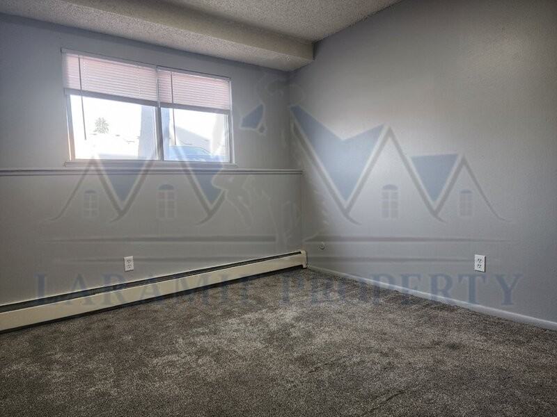 2310 E Garfield St #A6 - Photo 3 of 11