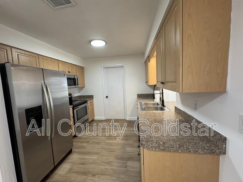 134 Boundary Blvd #B - Photo 7 of 15