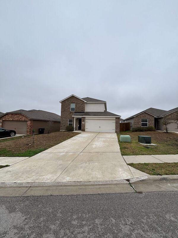 132 Stratton Ln - Photo 2 of 26