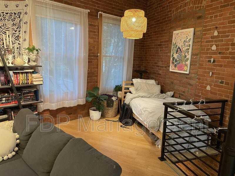488 E Main St - Photo 6 of 13