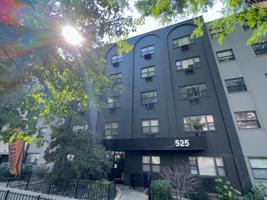 featured image of 525 W Oakdale Ave #321