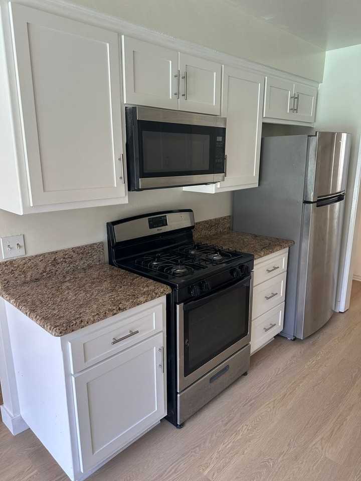 t7819 - Photo 6 of 18