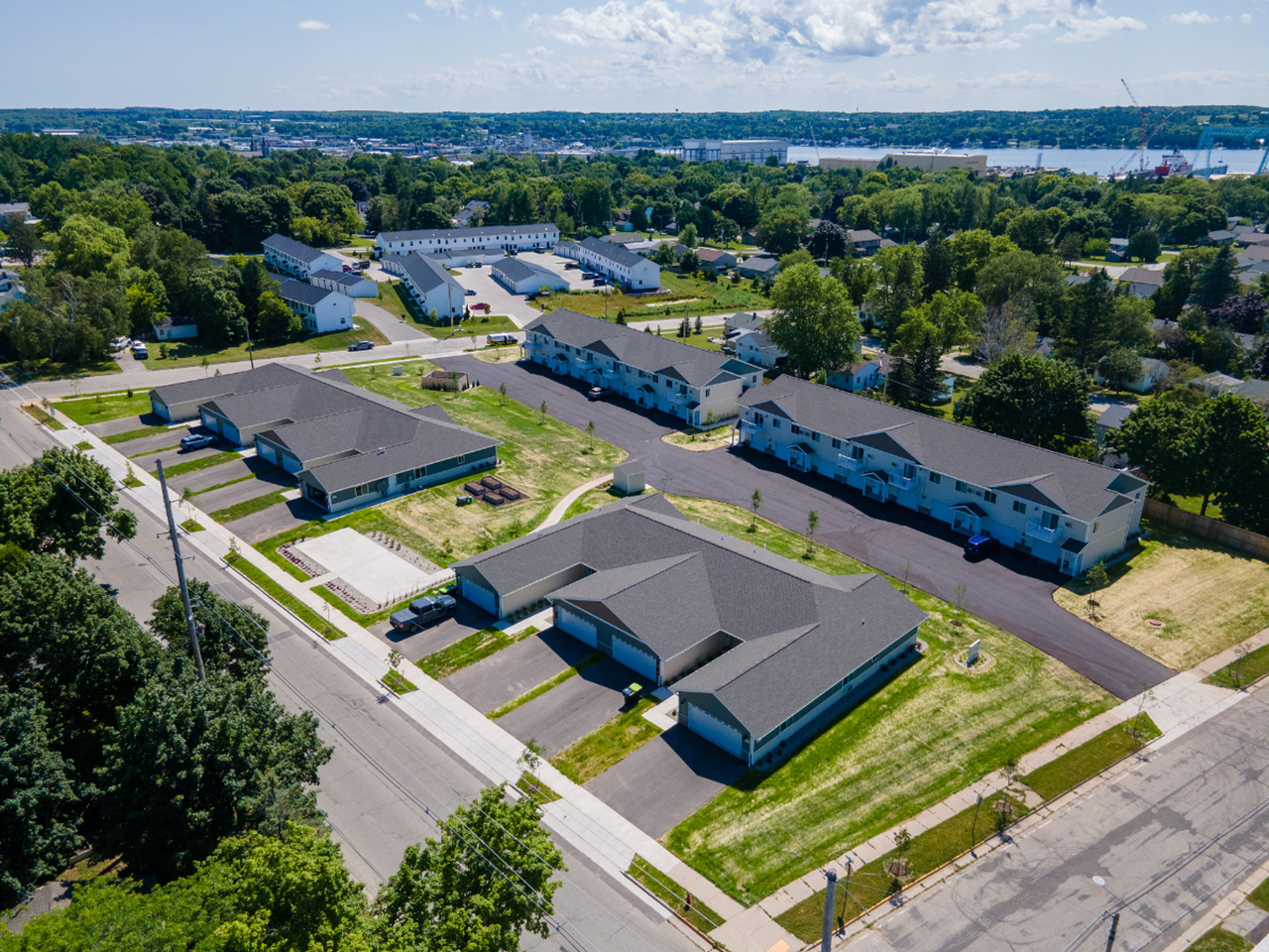 SCS Sunset Estates Apartment Community - Photo 7 of 17