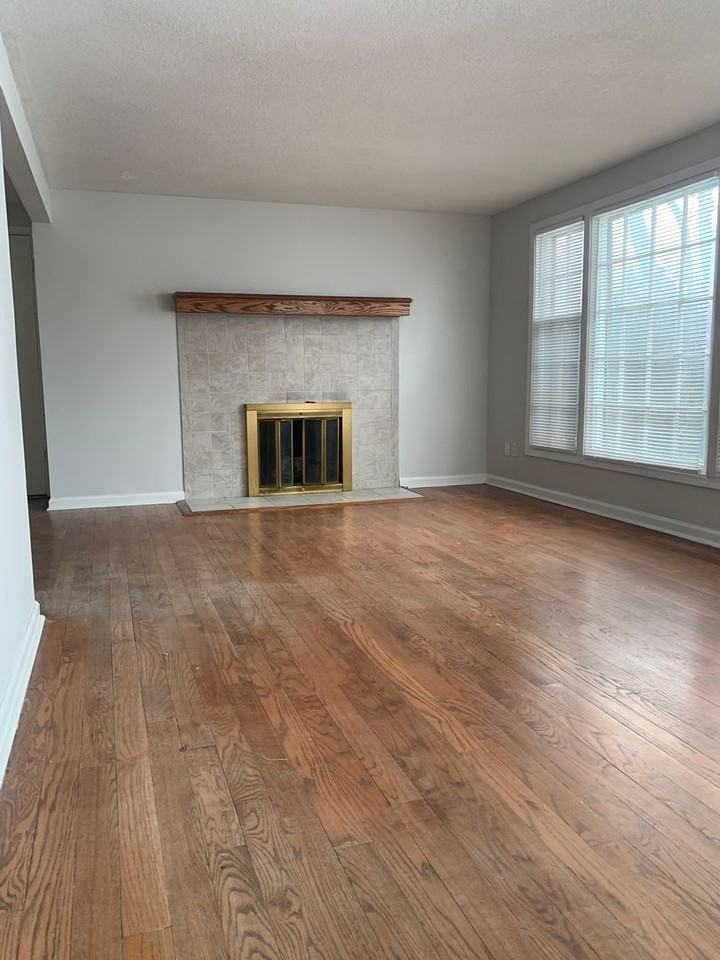 4012 W 75th St - Photo 4 of 32