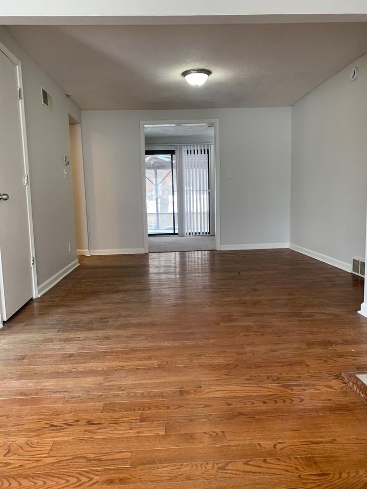 4012 W 75th St - Photo 6 of 32